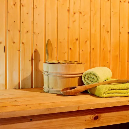 Haus 67 In Granzow Am Миров