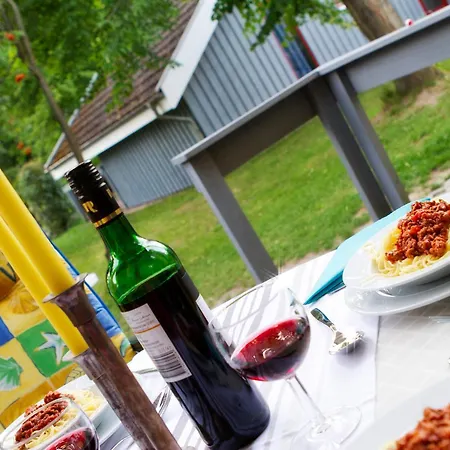 Haus 67 In Granzow Am Миров